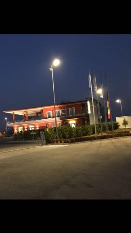 Hotel Ristorante La Terrazza Ceprano Εξωτερικό φωτογραφία